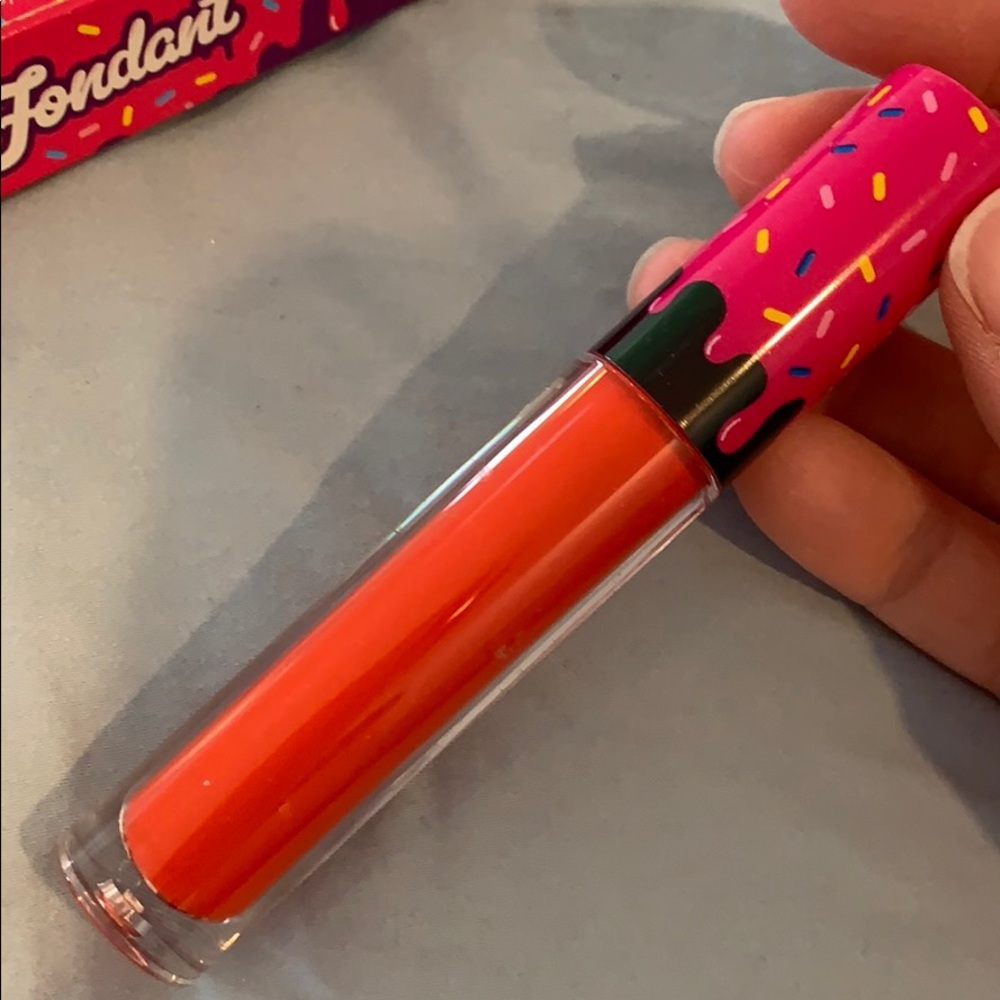 Half Caked Lip Fondant in Girl Crush Red NIB